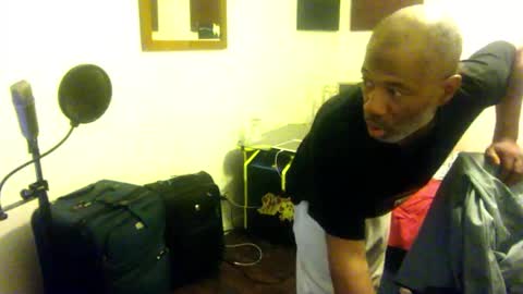 Snapshot of adick_ting chatting on November 2025 03:38:01 AM adick_ting online show from November 2025 03:38:01 AM