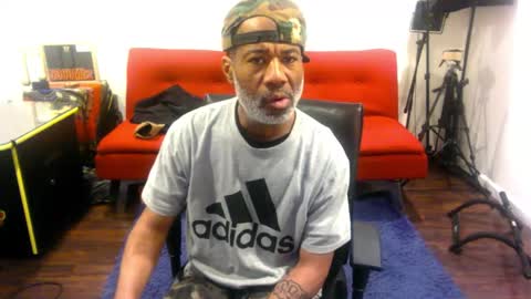 Snapshot of adick_ting chatting on December 2025 01:32:02 AM adick_ting online show from December 2025 01:32:02 AM