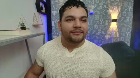 ADONIS online show from October 2025 06:48:01 PM