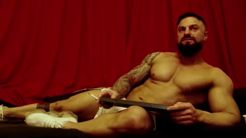 Adonis online show from November 2025 06:30:01 PM