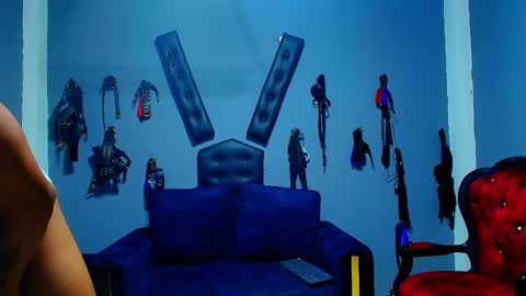 adonisdios online show from April 2026 04:33:01 PM