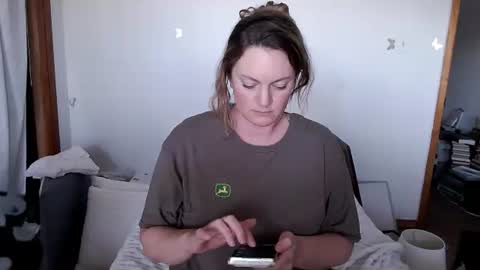 adorable22 online show from November 2025 10:10:02 PM