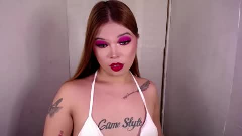 adorabletsforyouxx online show from December 2024 05:42:01 PM