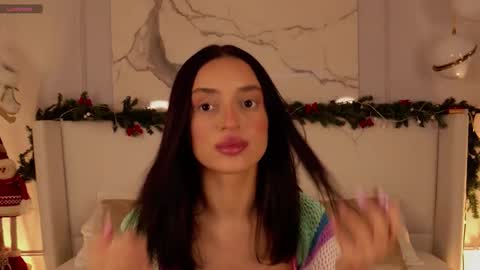 adoracortes online show from December 2025 05:14:01 AM