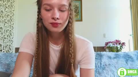 Lia  online show from May 2026 05:16:01 AM