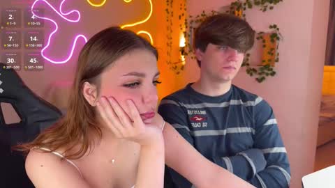 Snapshot of adrean_sofi chatting on October 2025 01:03:02 PM adrean_sofi online show from October 2025 01:03:02 PM