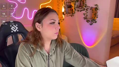 Snapshot of adrean_sofi chatting on October 2025 02:40:02 PM adrean_sofi online show from October 2025 02:40:02 PM