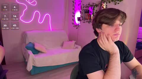 Snapshot of adrean_sofi chatting on November 2025 03:44:02 PM adrean_sofi online show from November 2025 03:44:02 PM