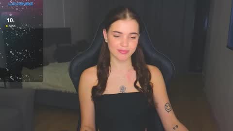 Adriana online show from November 2025 12:56:01 AM