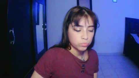 Snapshot of adri_gomez1 chatting on November 2025 02:54:02 AM online show from November 2025 02:54:02 AM
