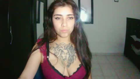 Snapshot of adri_gomez1 chatting on November 2025 01:49:02 AM online show from November 2025 01:49:02 AM
