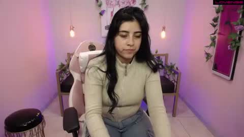 Adri  online show from July 2026 01:04:02 PM