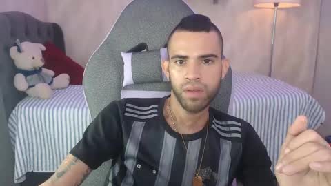 adri_sexboy online show from December 2024 06:10:02 PM