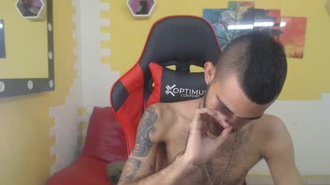 adri_sexboy online show from December 2024 03:55:01 PM