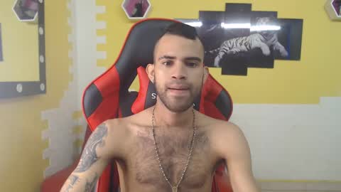 adri_sexboy online show from December 2024 12:35:01 PM