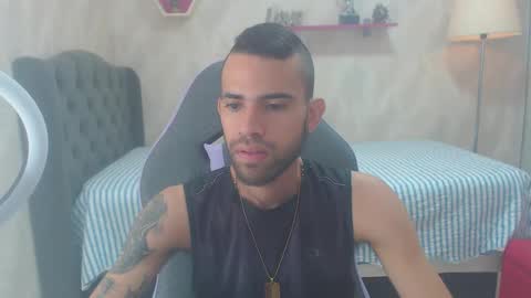 adri_sexboy online show from December 2024 01:08:02 PM