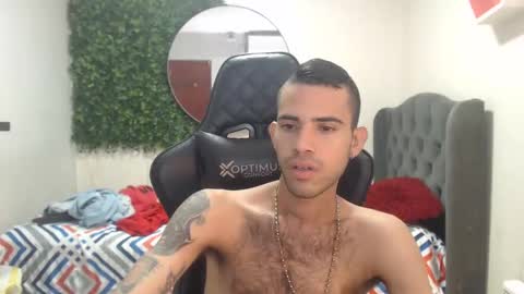 adri_sexboy online show from January 2025 04:06:01 PM