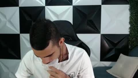 adri_sexboy online show from January 2025 12:15:02 PM