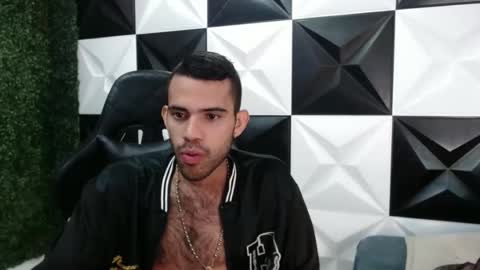 adri_sexboy online show from January 2025 02:25:02 PM