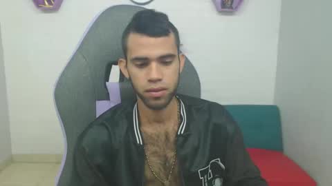 adri_sexboy online show from January 2025 04:10:01 PM