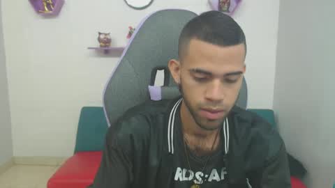 adri_sexboy online show from January 2025 04:39:01 PM