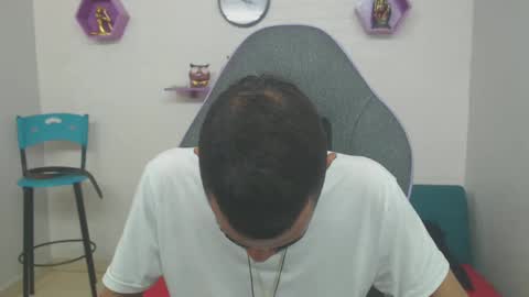 adri_sexboy online show from January 2025 05:37:02 PM