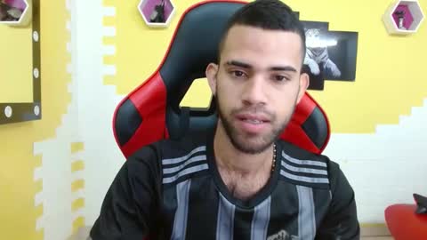 adri_sexboy online show from January 2025 12:56:01 PM