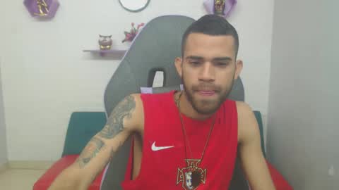 adri_sexboy online show from January 2025 02:39:01 PM