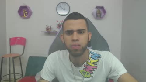 adri_sexboy online show from February 2025 01:30:01 PM