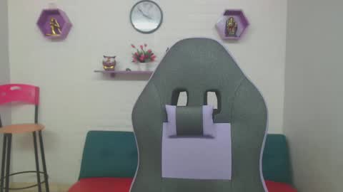 adri_sexboy online show from February 2025 03:20:01 PM