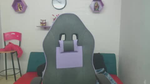 adri_sexboy online show from February 2025 02:15:01 PM