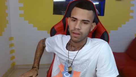 adri_sexboy online show from February 2025 02:10:01 PM