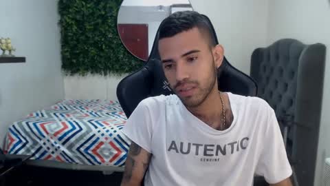 adri_sexboy online show from February 2025 03:54:02 PM