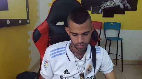 adri_sexboy online show from February 2025 12:29:02 PM