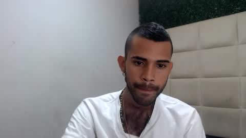 adri_sexboy online show from February 2025 04:43:02 PM