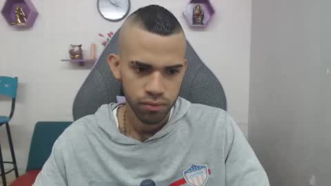 adri_sexboy online show from March 2025 12:23:01 PM