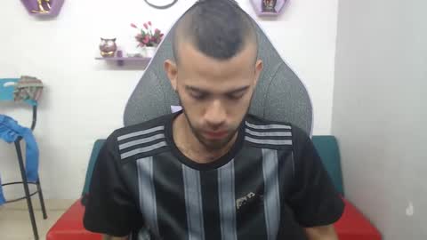 adri_sexboy online show from March 2025 04:41:01 PM