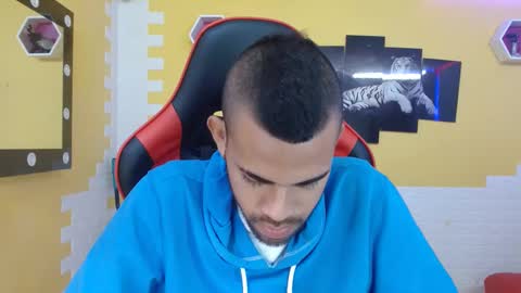 adri_sexboy online show from March 2025 03:39:01 PM