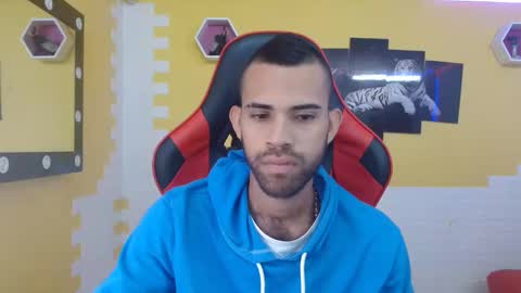 adri_sexboy online show from March 2025 03:45:02 PM