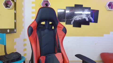 adri_sexboy online show from March 2025 12:42:02 PM