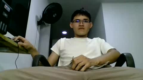 adrian018_ online show from December 2024 11:52:02 PM