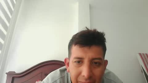 Snapshot of adrian1991oscar chatting on May 2026 07:10:02 PM ADRIAN OSCAR online show from May 2026 07:10:02 PM
