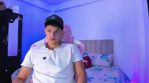 ADRIAN online show from March 2026 07:03:01 PM