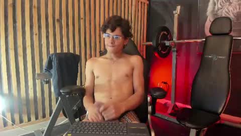 Adrian W  online show from June 2026 08:10:02 PM