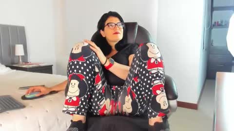 Snapshot of adriana71 chatting on December 2025 03:14:02 AM Adriana online show from December 2025 03:14:02 AM