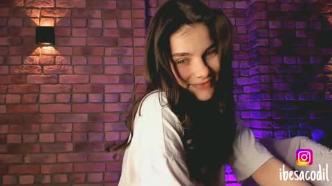 Adri online show from January 2025 12:36:01 AM