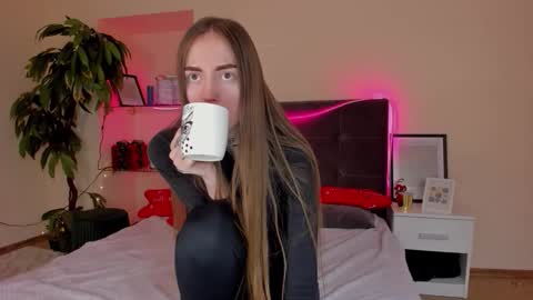 Adriana online show from January 2026 06:49:01 AM