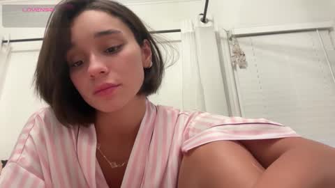 Adrianna  online show from February 2026 03:27:01 AM