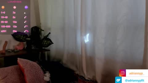 adrianny online show from January 2026 01:04:01 PM