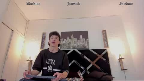 Adrian online show from October 2025 04:12:02 AM